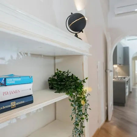 Downtown_blossom With Small Terrace